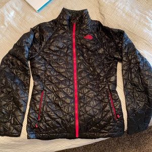 Women’s North face jacket